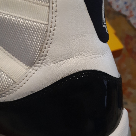 Jordan 11 Concord (2018) - Picture 6 of 7